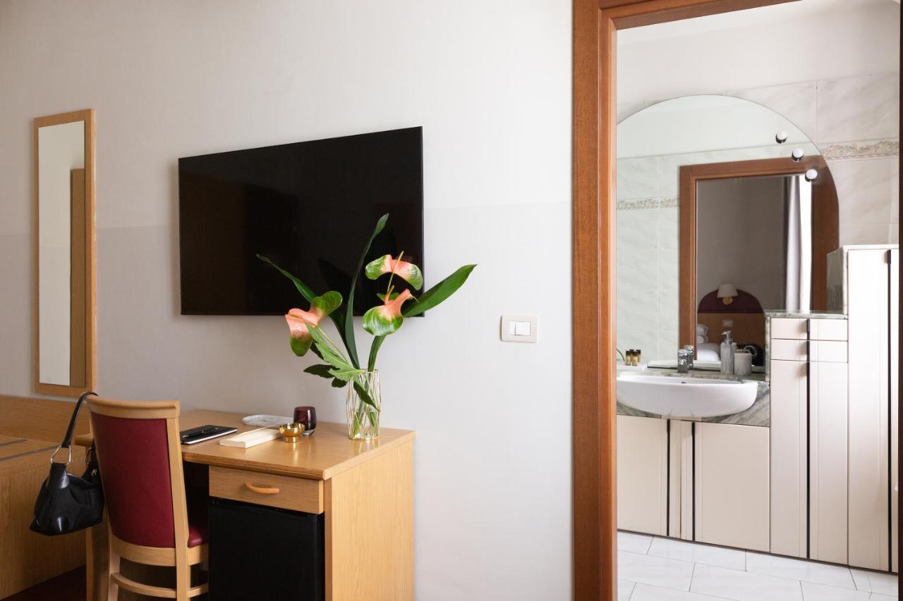 Aramis Deluxe Rooms Φλωρεντία Εξωτερικό φωτογραφία
