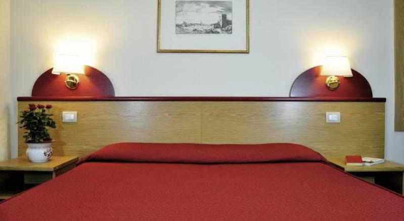 Aramis Deluxe Rooms Φλωρεντία Εξωτερικό φωτογραφία
